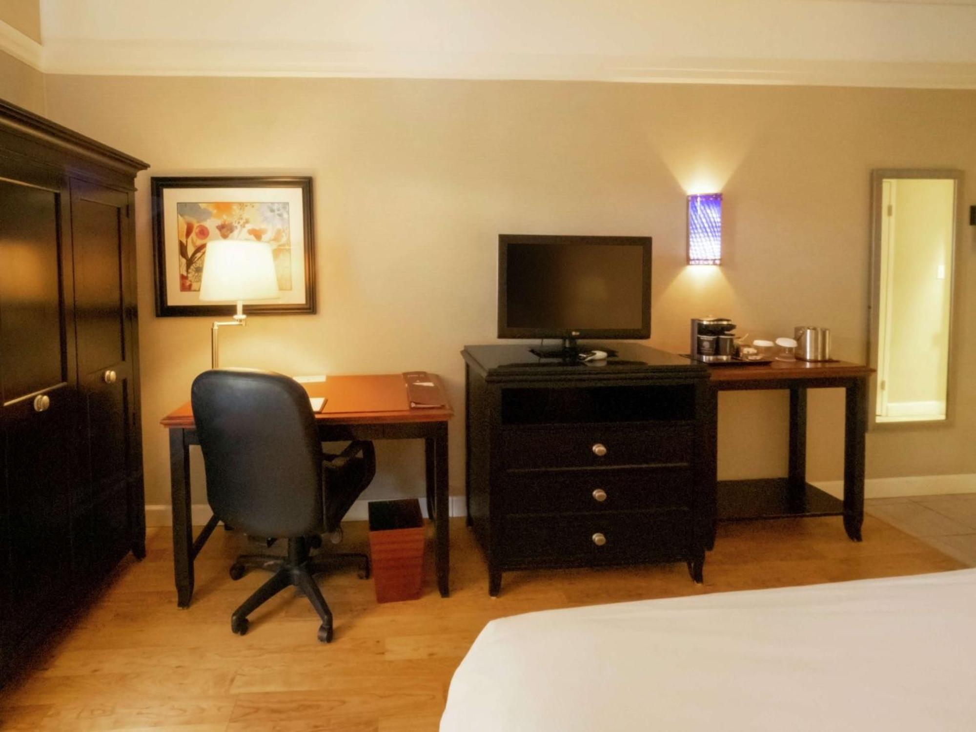 Doubletree By Hilton Buffalo-Amherst Extérieur photo